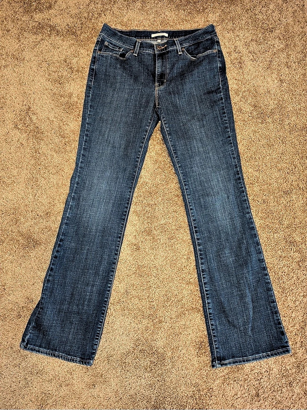 ☘️ Levi's Classic Bootcut Jeans Blue Size 8